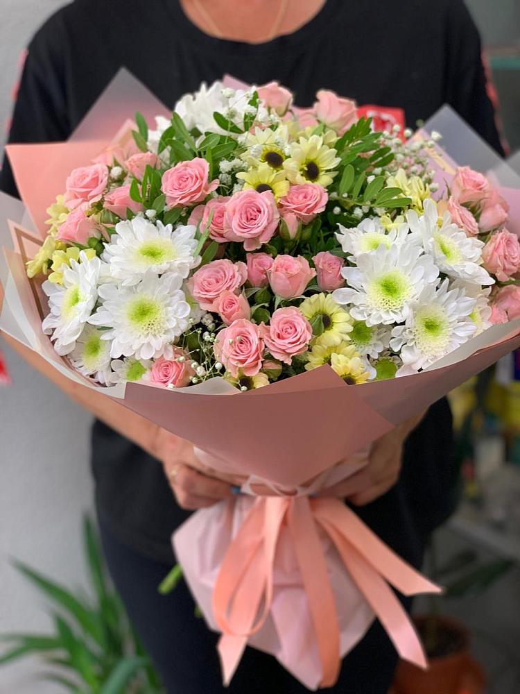 Букет цветов из: Розы и Хризантемы в Ноябрьск