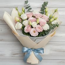 Букет цветов из:  Лизиантусы #REPLACE_PRED# Ноябрьск