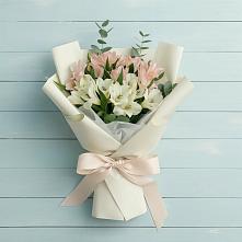 Букет цветов из:  Альстромерии в Ноябрьск