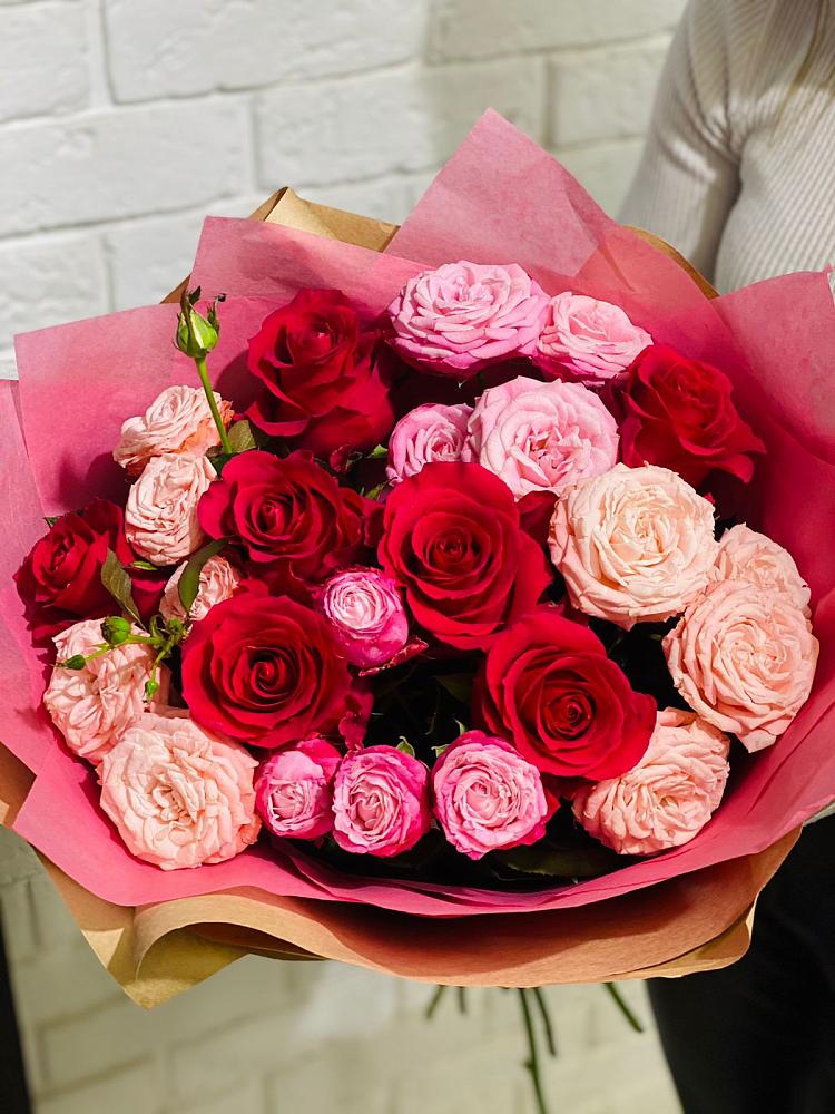 Букет цветов из: Розы в Ноябрьск