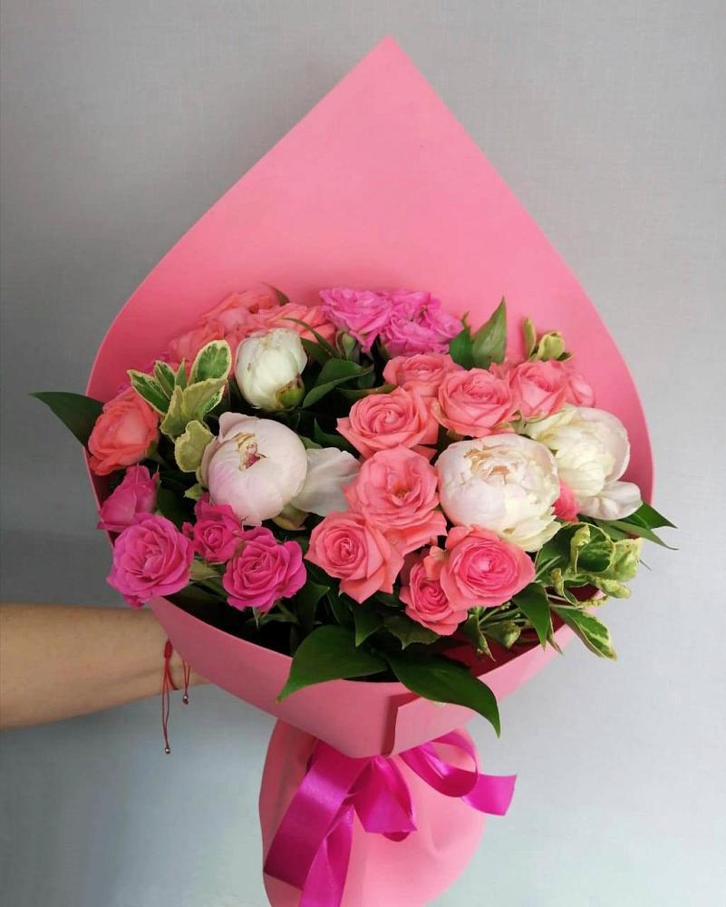 Букет цветов из: Розы в Ноябрьск