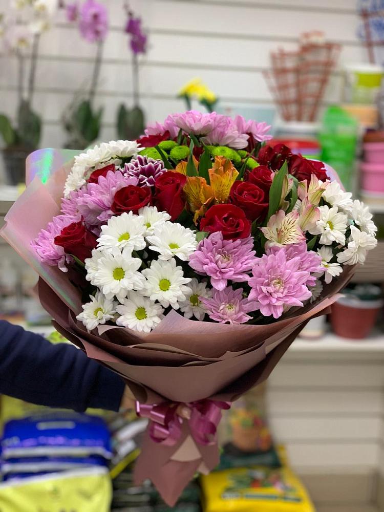 Букет цветов из: Розы, Хризантемы и Альстромерии в Ноябрьск