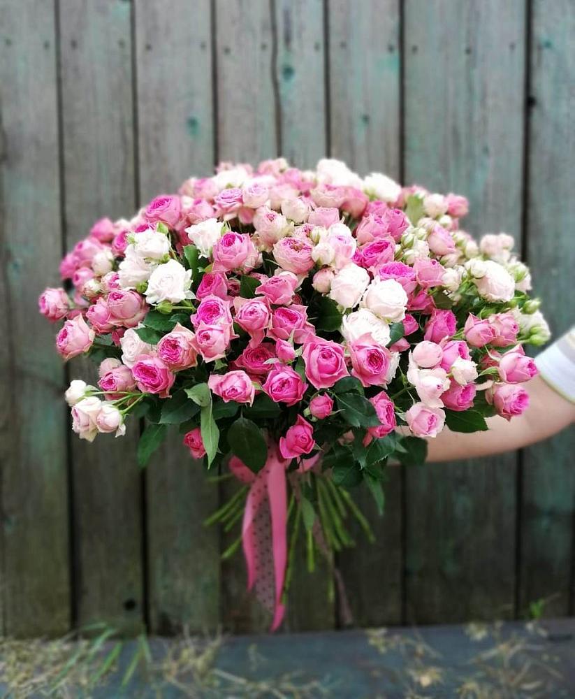 Букет Розовые кустовые розы Натали и Лав Лидия в Ноябрьск