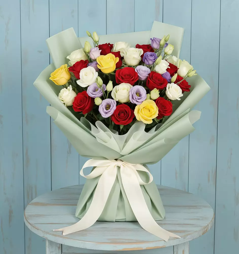 Букет Модная красотка в Ноябрьск Букет цветов из: Розы в Ноябрьск